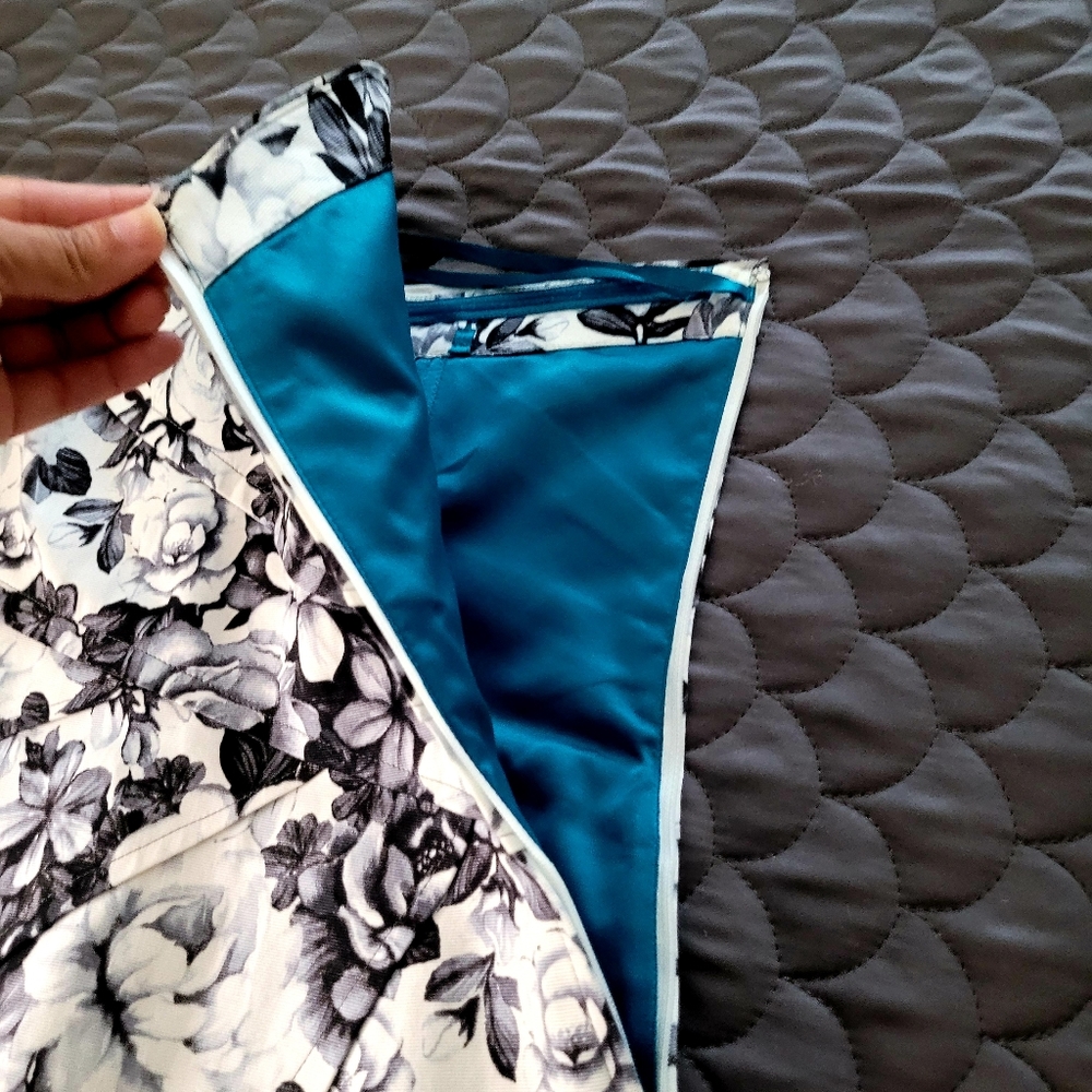 Strapless top - Picture 4 of 4